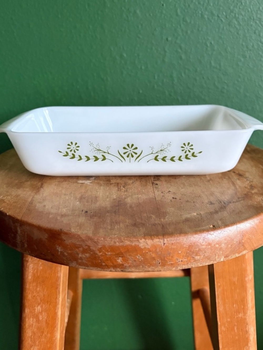 Vintage Glasbake "Green Daisy" or "Crazy Daisy" floral pattern Casserole dish